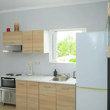 B Plagia Apartament *